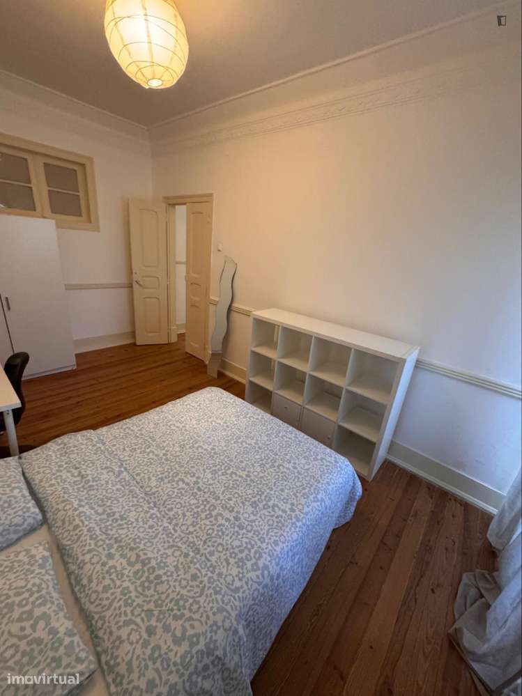Quarto - localizado em Sete Rios Lisbon - Grande imagem: 5/8