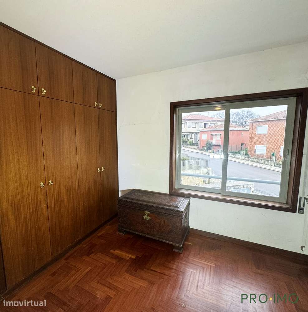 Apartamento T3 no Centro de São João da Madeira-26