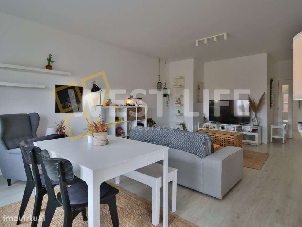 Apartamento T2 em Condomínio Fechado com parque infantil - A 2 minu... - Grande imagem: 4/27