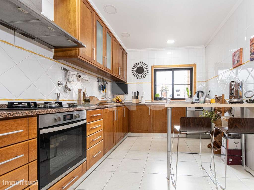 Moradia T4 na Castanheira do Ribatejo, Vila Franca de Xira!-16