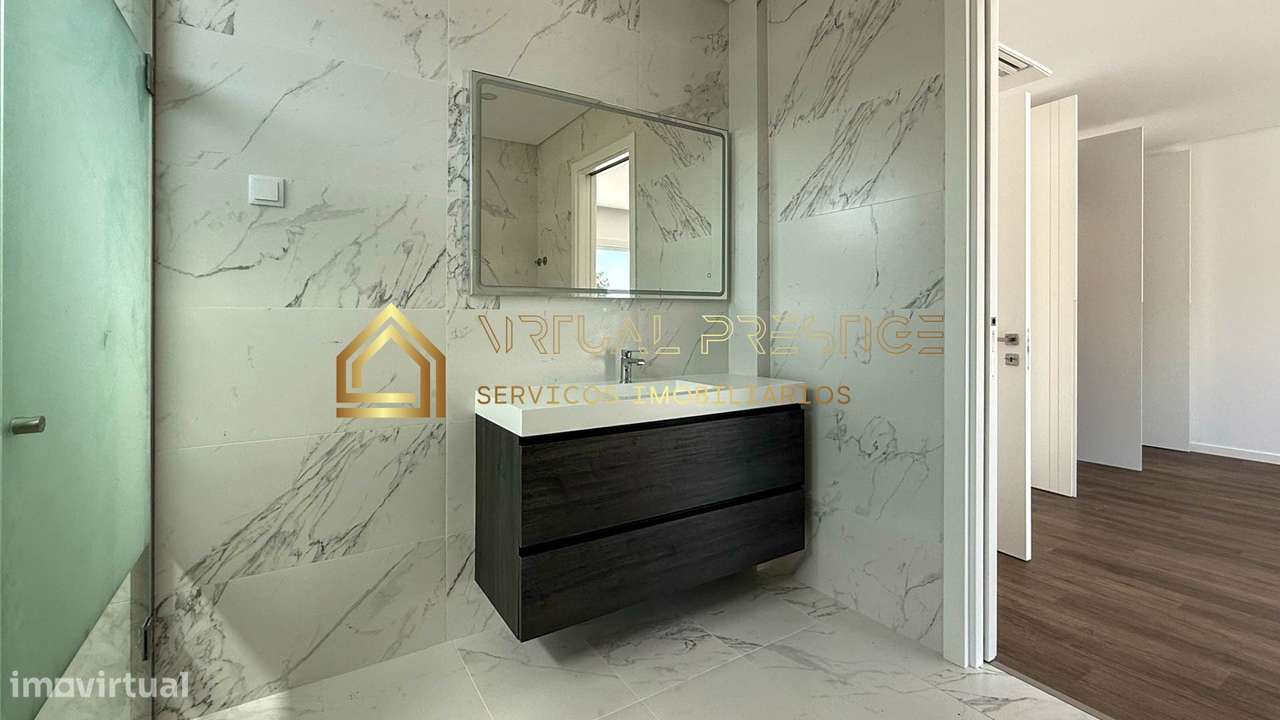 Moradia T4 Nova - 2 Suites - Piscina - Garagem - Valadares-23