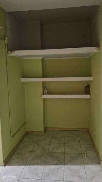 Loja ou Escritório no Centro Comercial Miracorgo em Vila Real - Grande imagem: 5/7