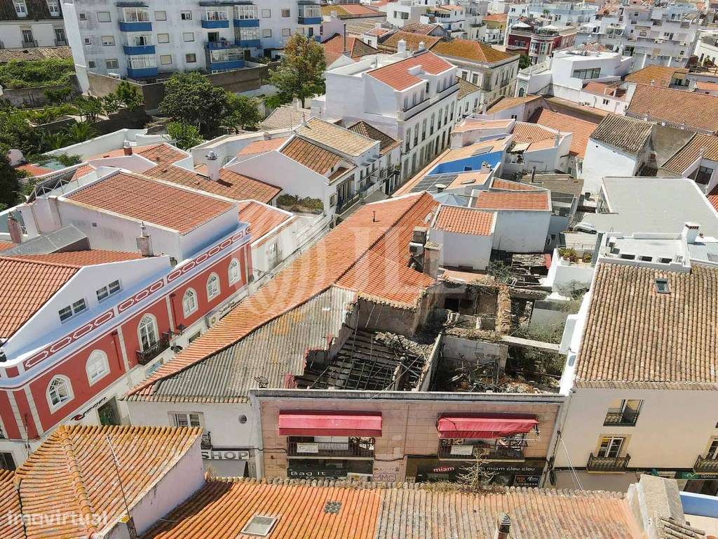 Loja, devoluta, no centro de Lagos, Algarve - Grande imagem: 4/6
