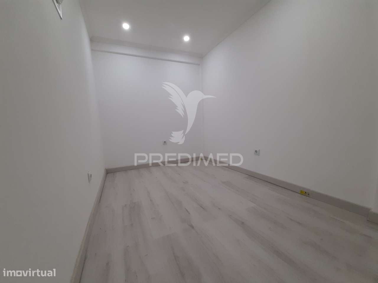 Espaço comercial/Escritório em Vale de Milhaços - Grande imagem: 3/12