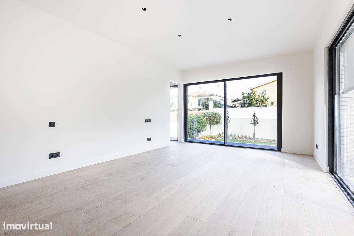 A estrear Villa T4 em Birre, Cascais-21