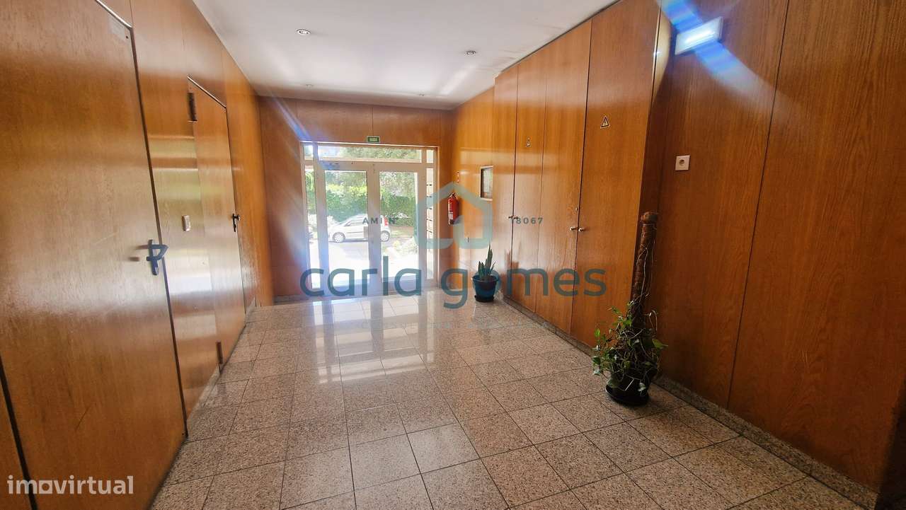 APARTAMENTO T1 C/ LUGAR DE GARAGEM ELEVADOR | VILAR PARAÍSO, V.N. GAIA-3
