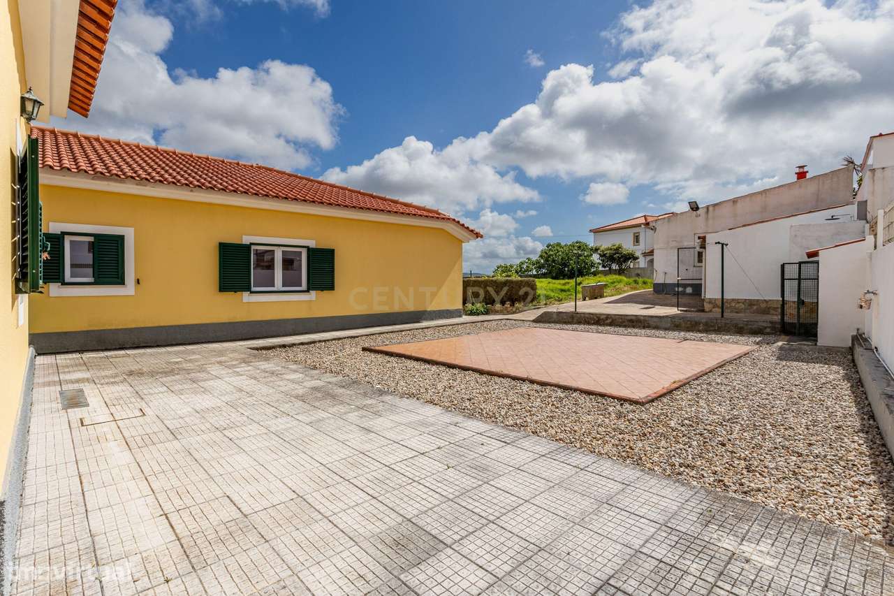 Moradia T4 térrea com lote de 1.600m2-27