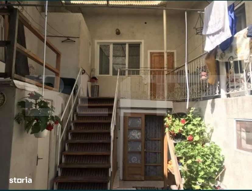 Casa tip P+1 in curte comuna, 120 mp, central, langa Judecatoria Satu - Imagine principală: 2/9