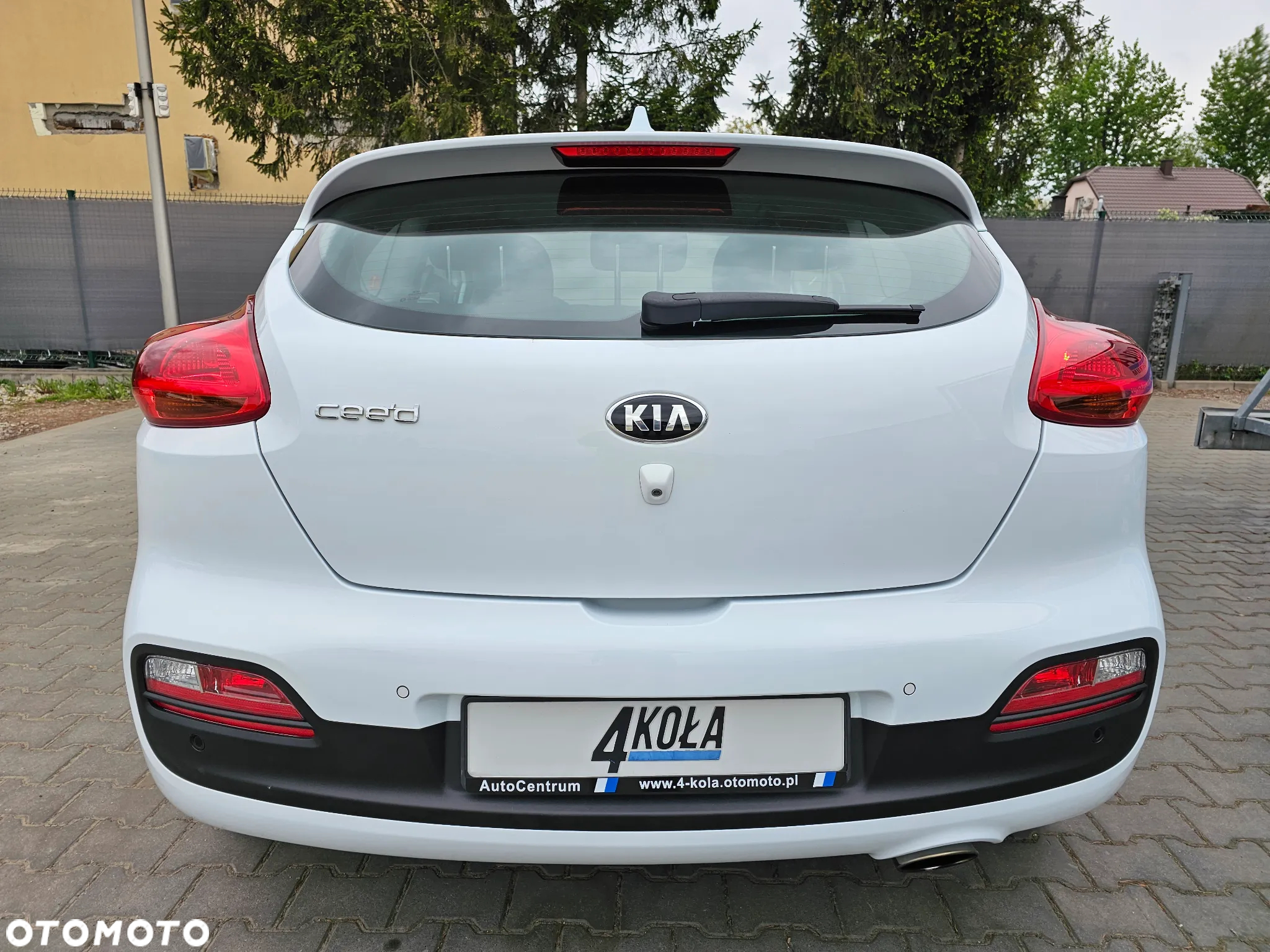 Kia Pro_cee'd 1.4 M - 5