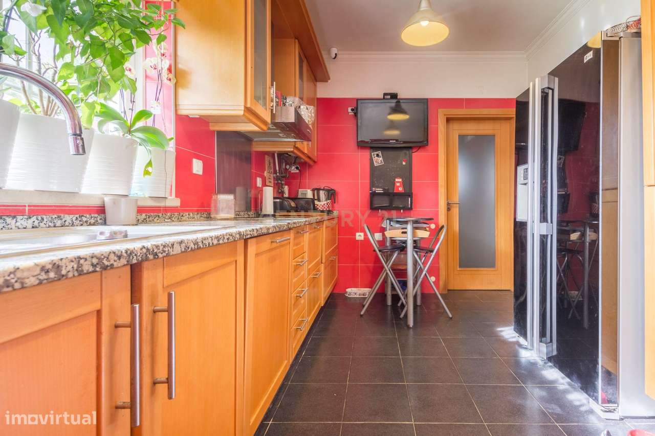 Moradia T4 em Oleiros - Azeitão, Setúbal - Oportunidade Única!-21