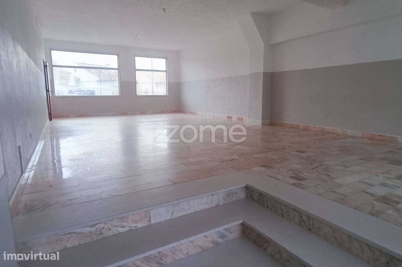 Loja Mem Martins 55 m2 - Grande imagem: 2/15