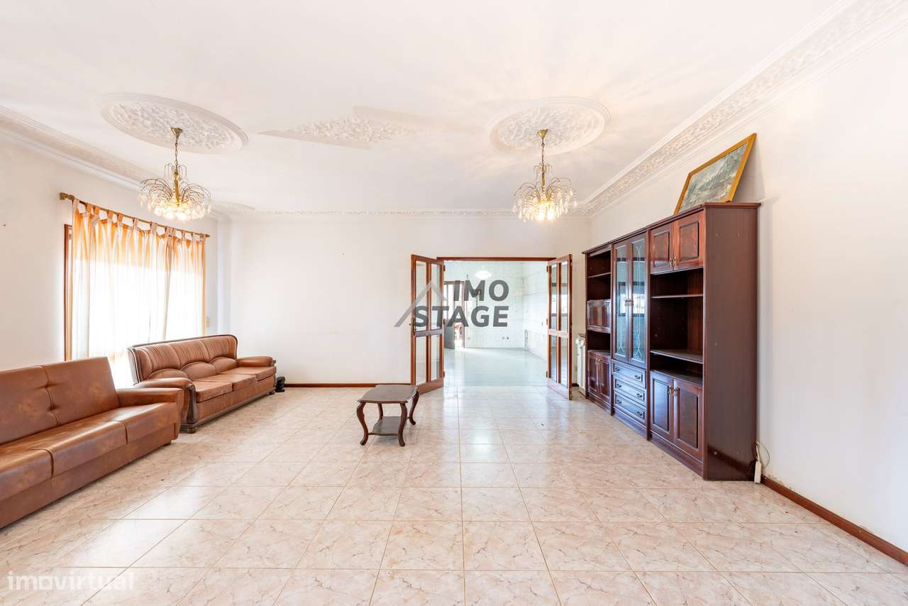 Moradia Térrea com Terreno 1.200m2 Excelente Oportunidade em Espinho-11