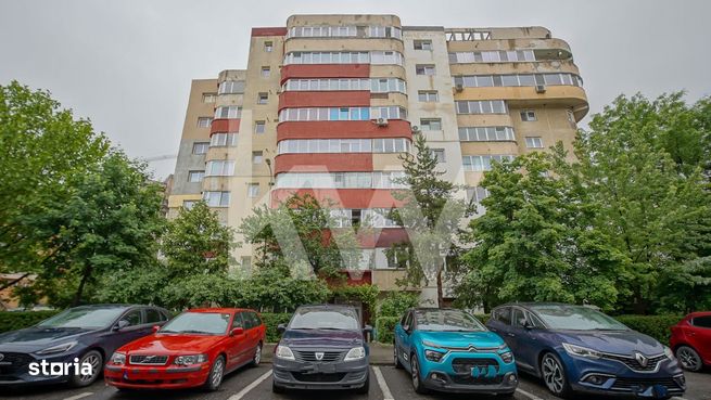 Vanzare apartament cu 3 camere, strada Paraului, zona Racadau-0