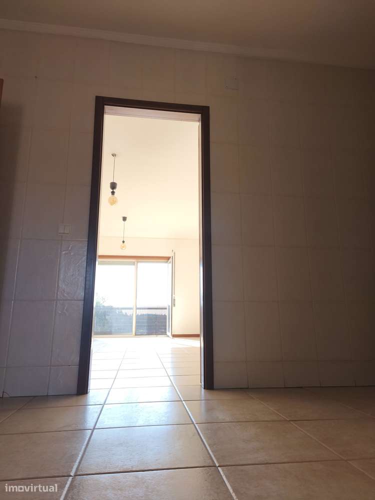 Arrendo apartamento T3 em Espargo-Santa Maria da Feira - Grande imagem: 4/8