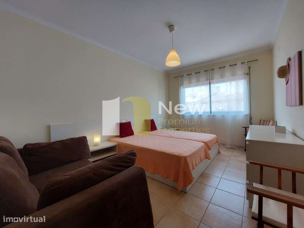 Apartamento T2 com Piscina em Armação de Pêra.-6