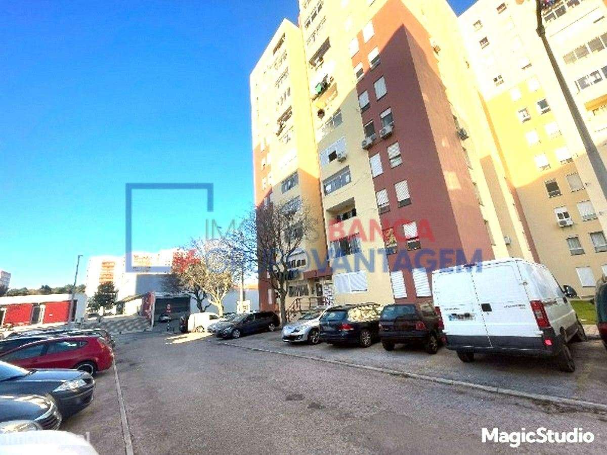 T3 em Corroios para Venda - Grande imagem: 3/30