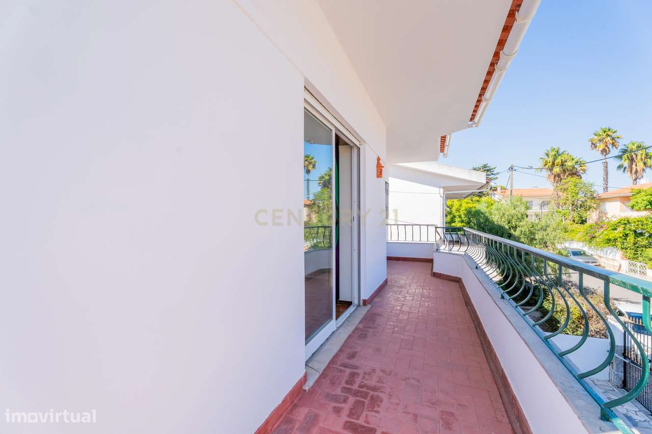 Moradia T4 isolada com jardim no Bairro do Rosário, Cascais - Grande imagem: 5/60