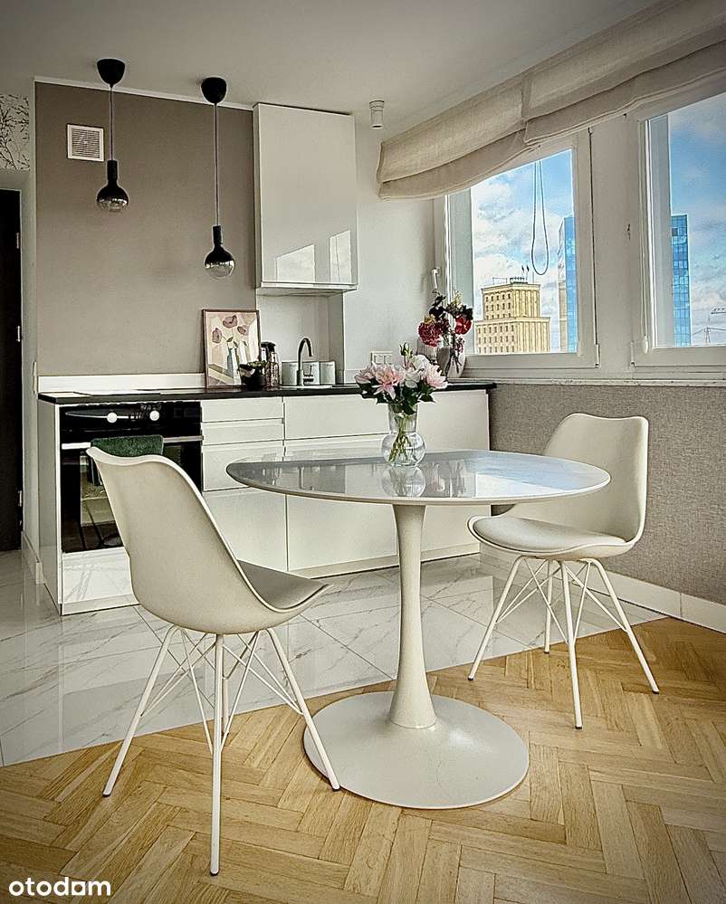 Kawalerka | XII Piętro | Centrum Warszawy-1