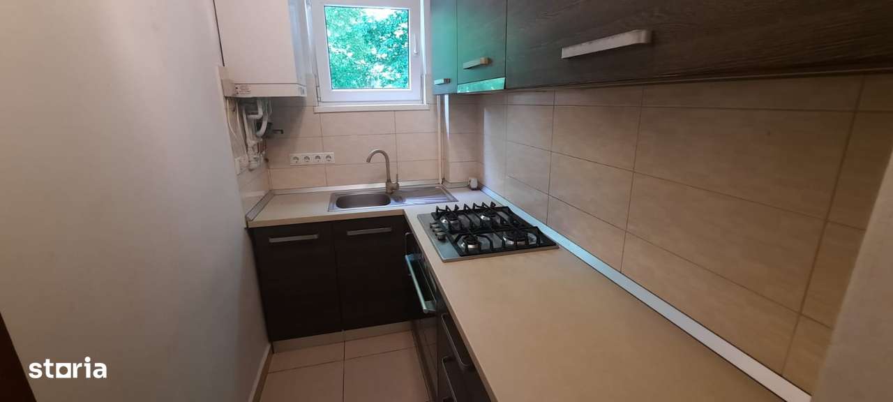 De vanzare ap. 3 camere, Tg. Mures, Zona Budai-4