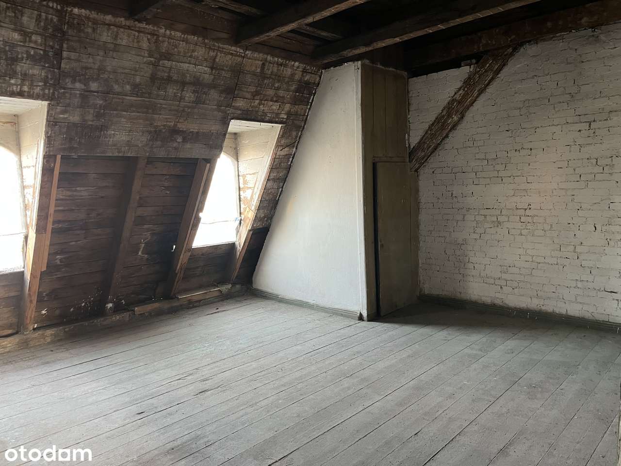 Mieszkanie 106m2 ul. Żeromskiego - 4 pokoje Kędzierzyn-Koźle + piwnica-7