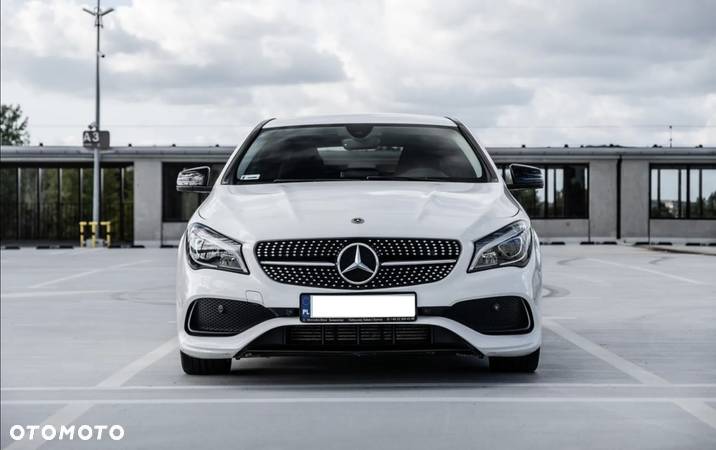 Mercedes-Benz CLA 200 7G-DCT AMG Line - 4