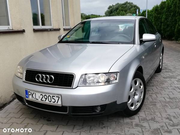 Audi A4 2.0 - 1