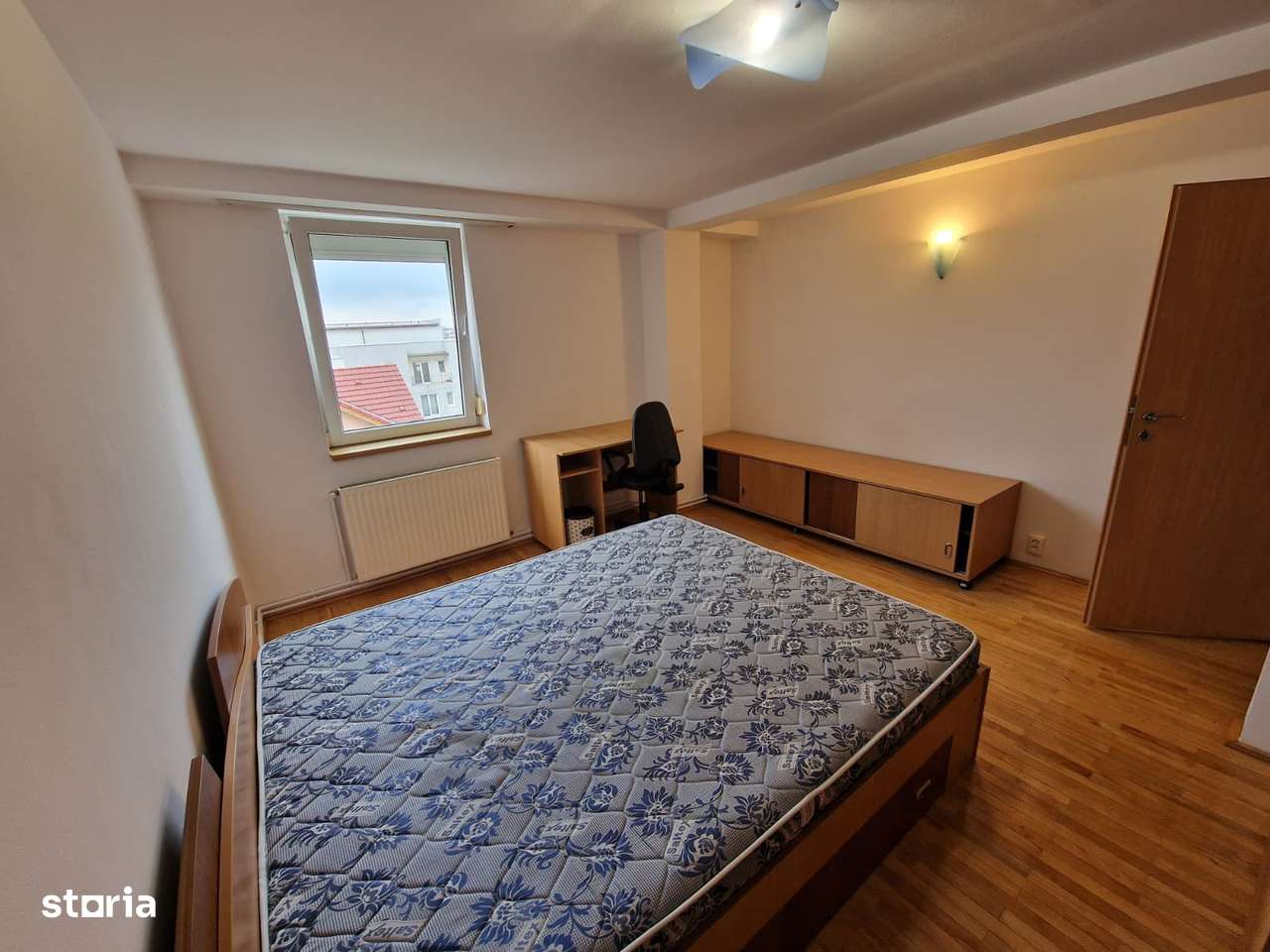 Ap 3 cam modern, utilat, parcare+garaj, et.2/4, zona Sp. Recuperare-1