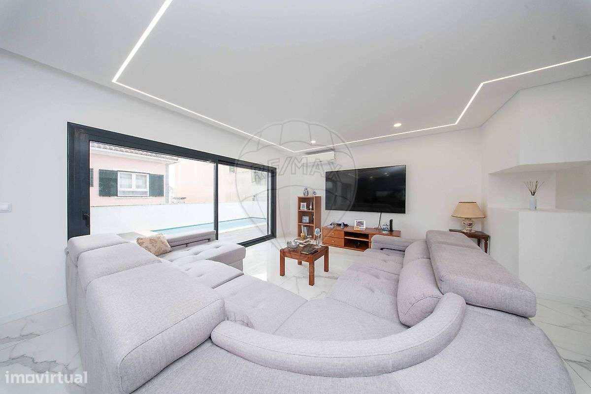 Moradia T3 para venda - Grande imagem: 2/48