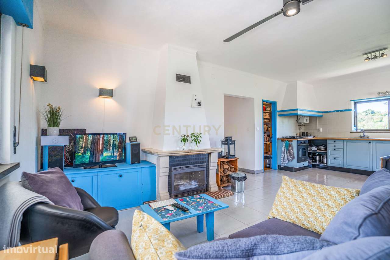 Moradia T3 localizada no Carvalhal, Bombarral-9