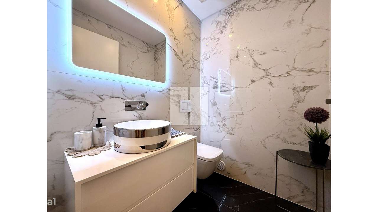 T4 Luxo 239m² em Buarcos-26