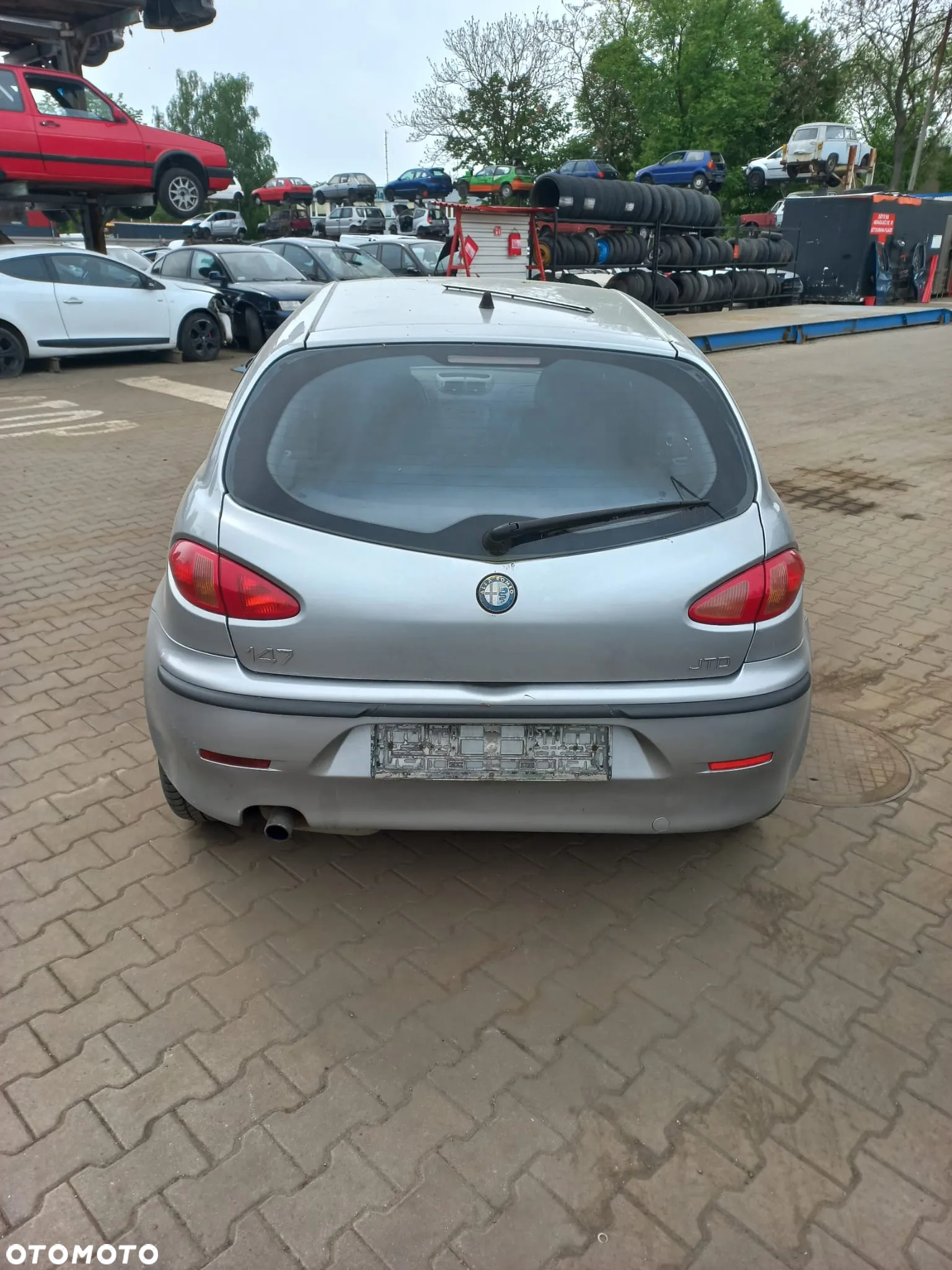 Alfa Romeo 147 na części - 13