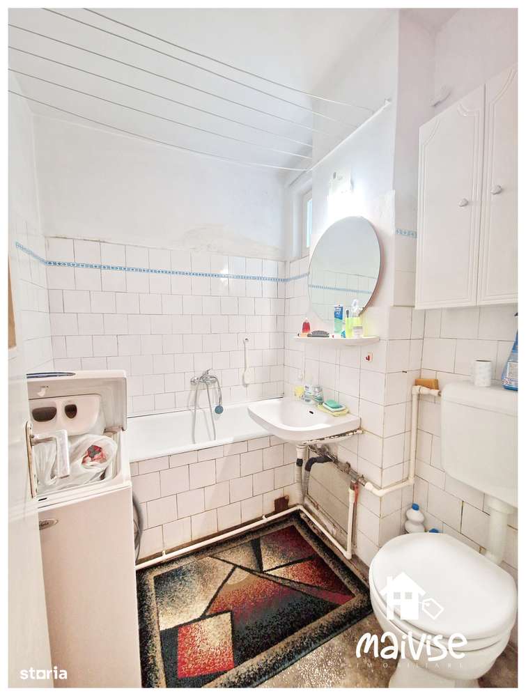 Apartament 3 camere de vanzare, str.Tudor Vladimirescu-10