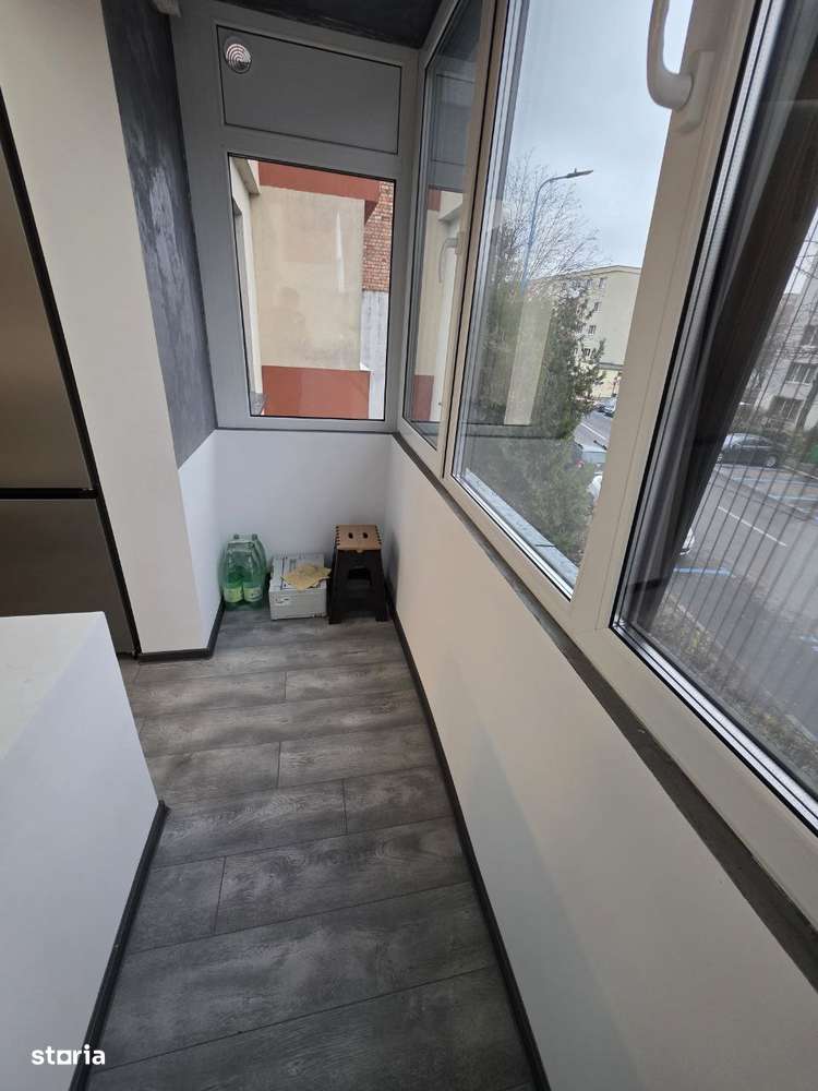 Rezervat Apartament 2 camere transformat in 3 de vanzare Tractorul-16