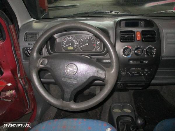 Carro MOT: Z12XE  CXVEL: F12 OPEL AGILA 1 A 2001 1.2I 75CV 5P VERMELHO GASOLINA - 8