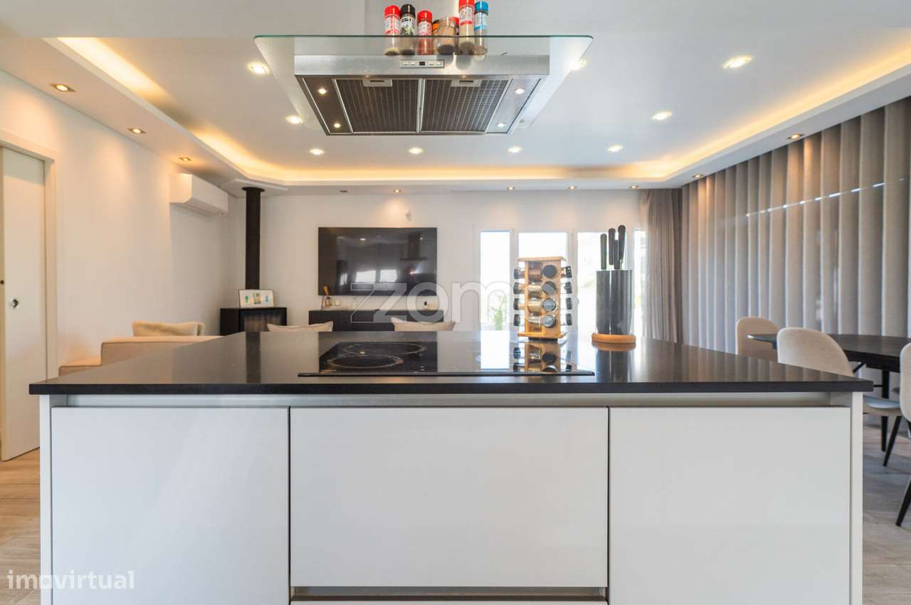 Moradia Térrea T3+1 com Piscina-10