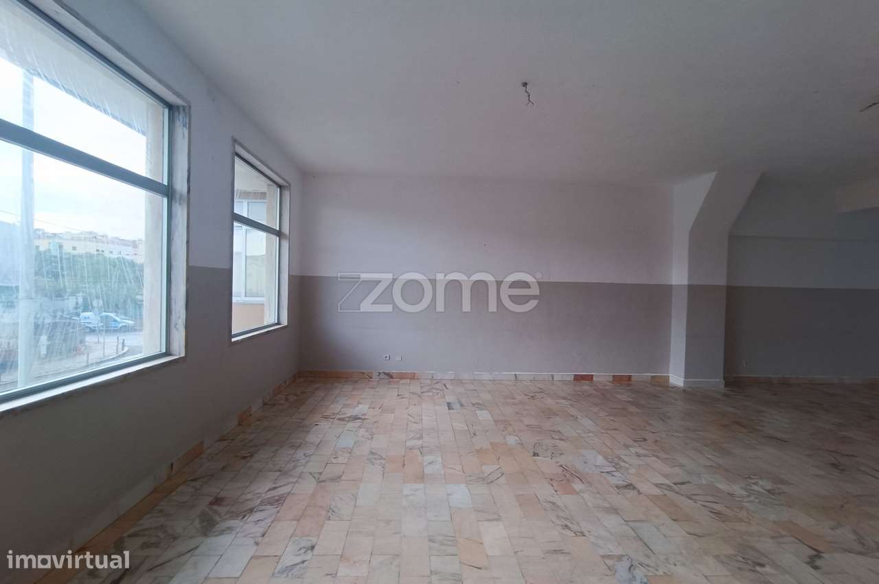 Loja Mem Martins 55 m2 - Grande imagem: 5/15