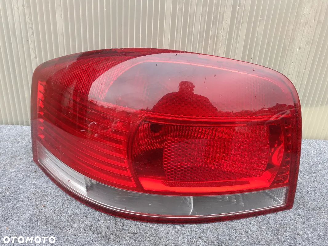 AUDI A3 8P LAMPA TYŁ TYLNA LEWA ORYGINAŁ! - 1