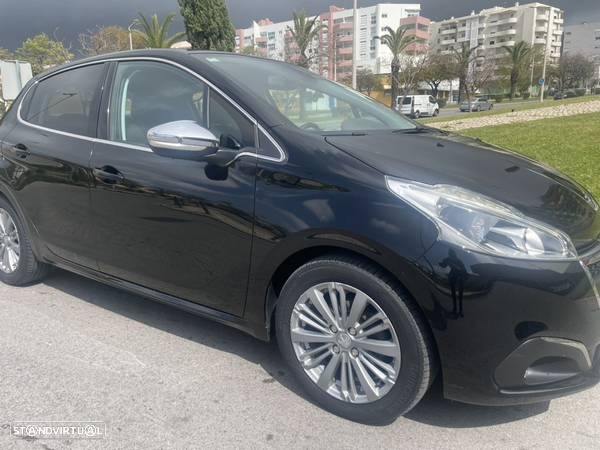 Peugeot 208 1.6 BlueHDi Allure - 15