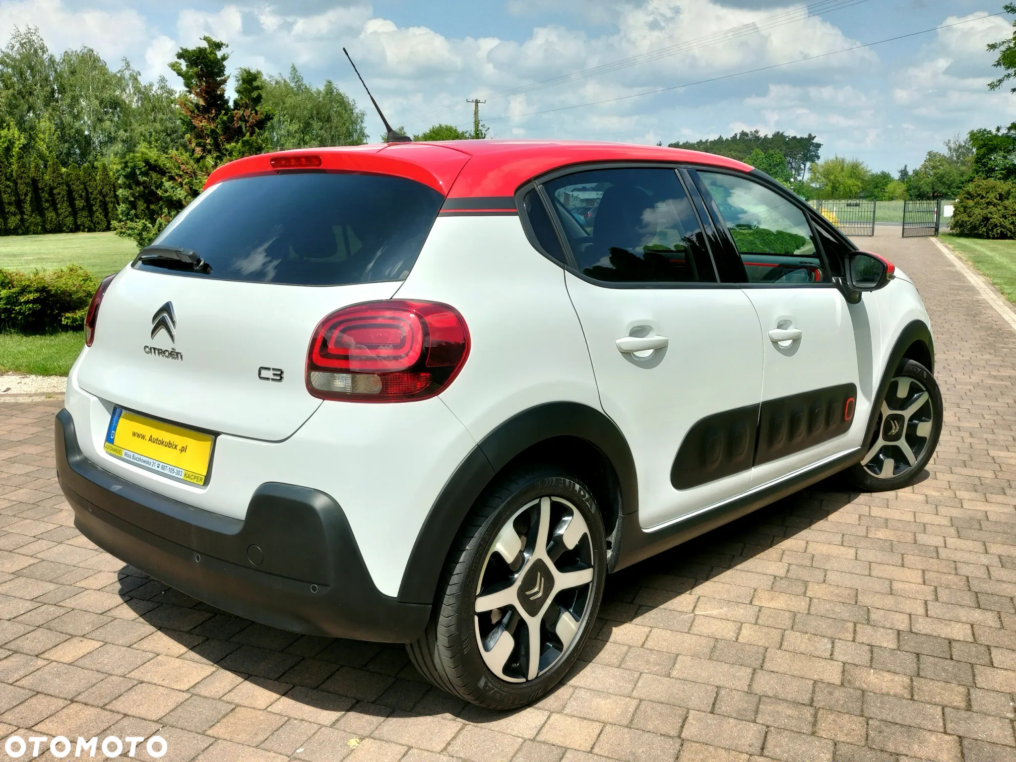 Citroën C3 Pure Tech 110 Stop&Start RED BLOCK - 11