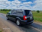 Chrysler Town & Country 3.6 Limited - 27