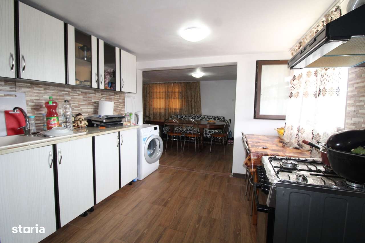 Casă Comuna Telești-5
