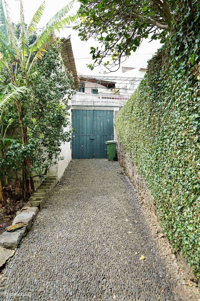 Fantástica moradia num lote de 1360m2-45