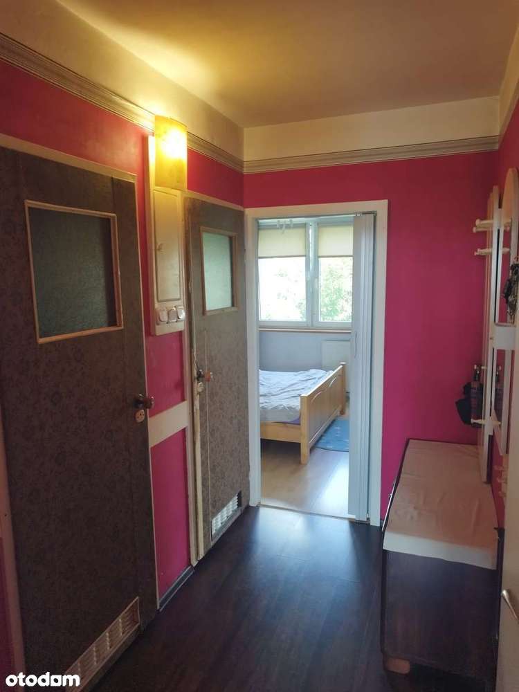 50,18 m2 dwa pokoje z balkonem (Mydlice) blisko centrum, do remontu - Pełny obrazek: 4/20