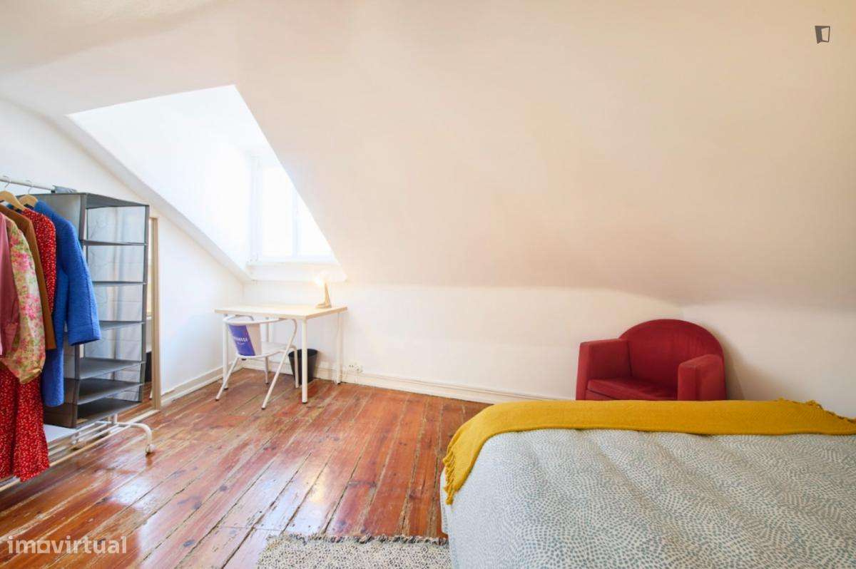 Quarto - localizado em São Bento Lisbon - Grande imagem: 5/30