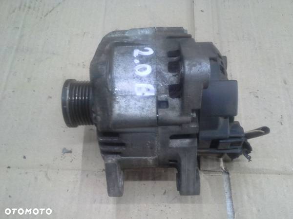 Renault Laguna III 2.0 benzyna 140KM  alternator Valeo 231000011R  TG15C123  2543592A - 3