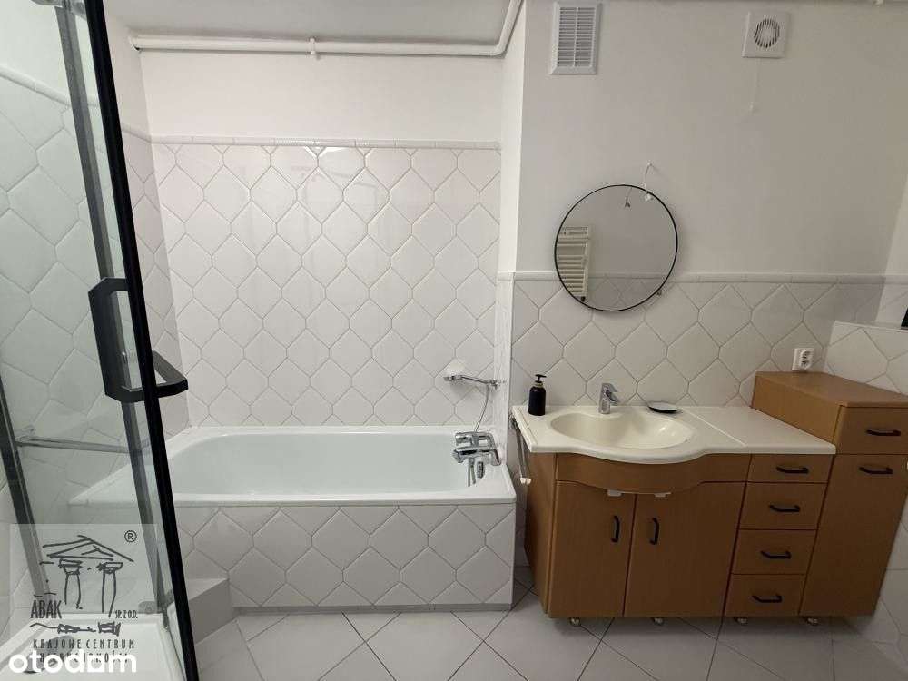 3 pokojowe Literacka , osobna kuchnia duży balkon , piwnica , garaż-3