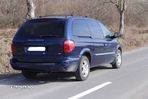 Dodge Grand Caravan - 4