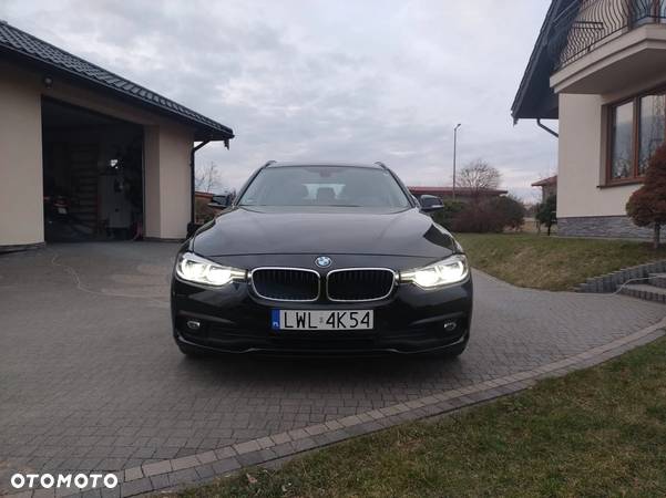 BMW Seria 3 320d Advantage sport - 2