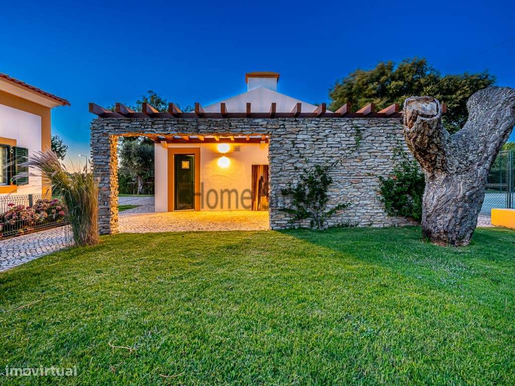 MORADIA LUXO STO ESTEVÃO. PISCINA. GARAGEM. COURT TÉNIS-51