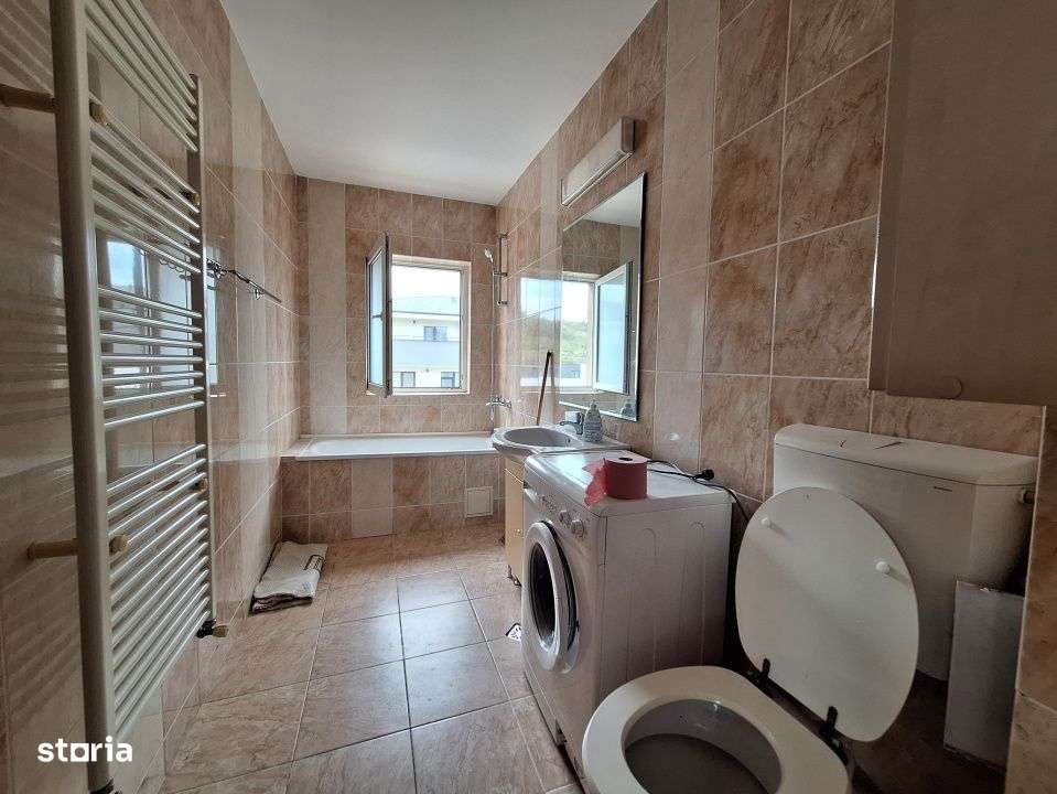 Apartament cu 2 camere, 45 mp, balcon, zona Terra - Imagine principală: 5/6